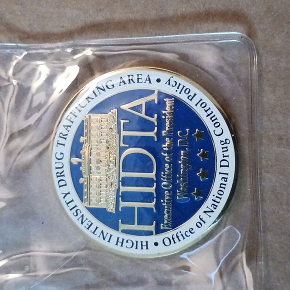HIDTA High Intensity Drug Trafficking Area Challenge Coin - Picture 4 of 4
